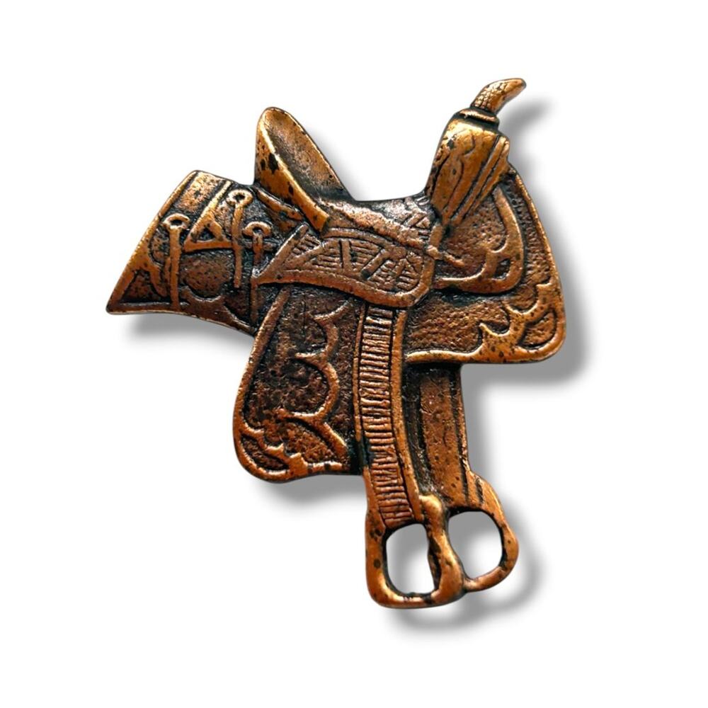 2 Equestrian Theme Lapel Pins Copper Color Horseshoes 1" Saddle 1.6" - Picture 2 of 5